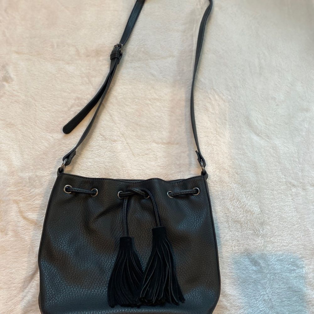 American Eagle Womens bag crossbody shoulder bag Black Tassel Boho